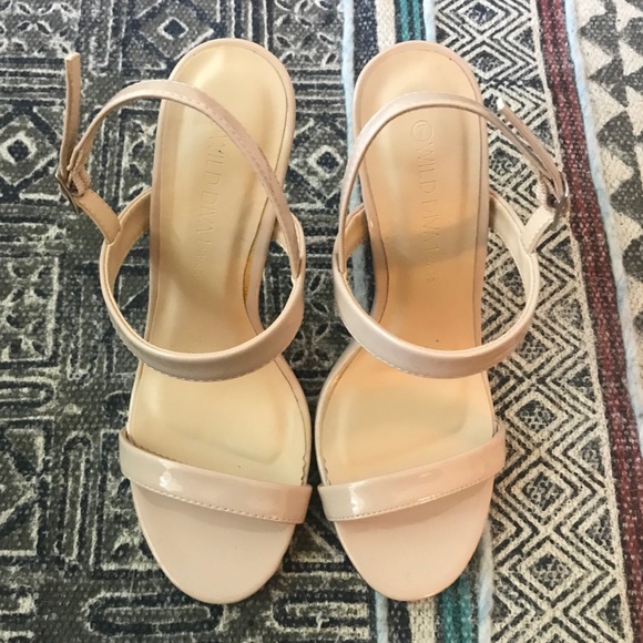 Wild Diva Nude Strappy High Heel Pumps - Picture 10 of 11